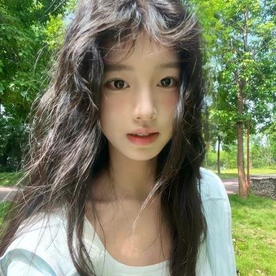 黑珍珠艾曼妞